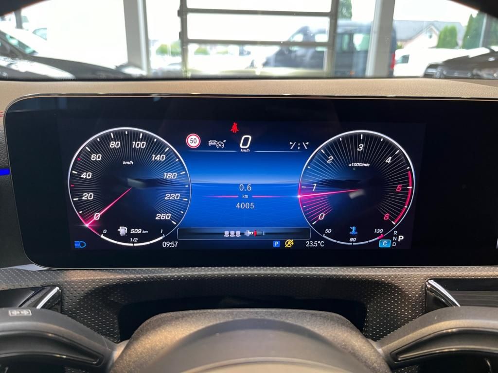 Mercedes-Benz CLA 200d 