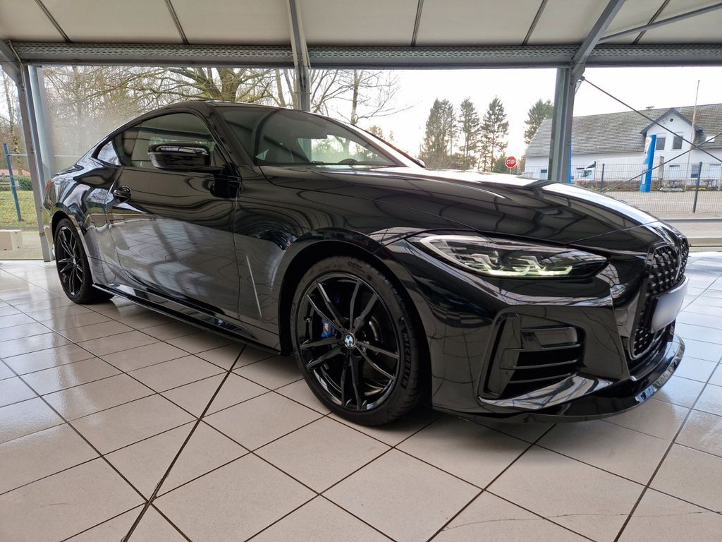 BMW M440i
