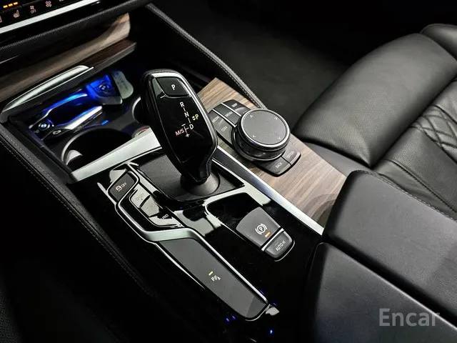 BMW 5 серия (G30)520d