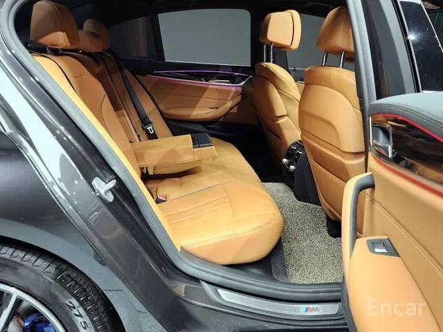 BMW 5 серия (G30)520i