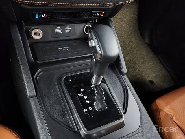 SsangYong Rexton Sports